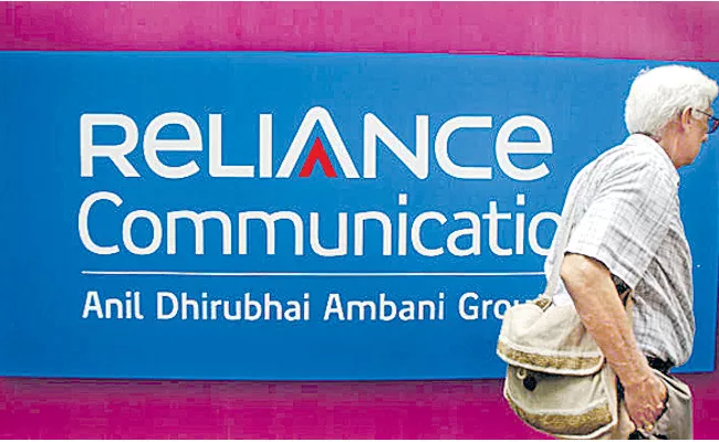 Reliance Communications lenders contend to have first right over IT refunds - Sakshi