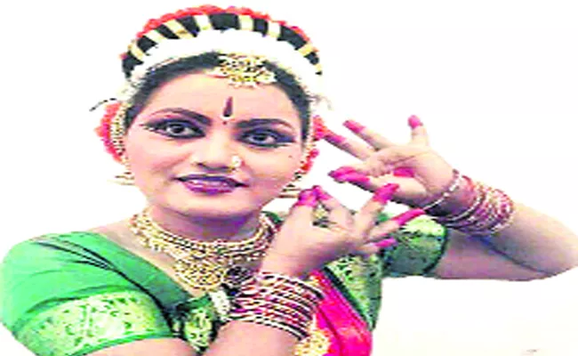 Perini Dancer Rajitha Story - Sakshi