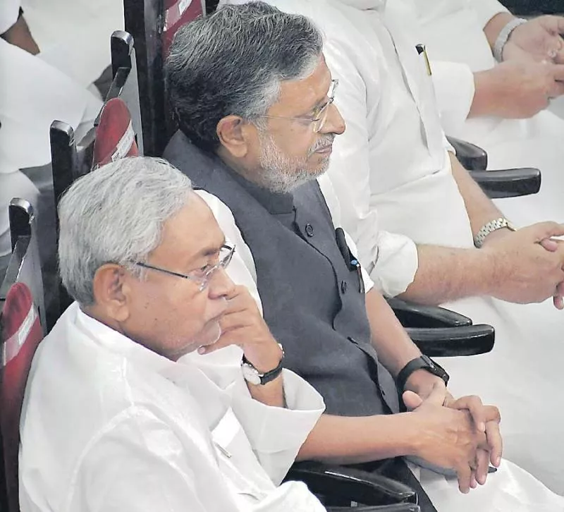Nitish Kumar Picks 8 New Ministers From His Party - Sakshi