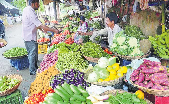 Vegetable Prices Hikes in Hyderabad - Sakshi