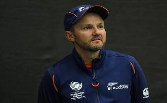 Mike Hesson Set To Apply For Team India Head Coach - Sakshi