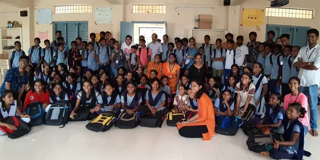 NGO Distributes Educational Kits In Nagaram School - Sakshi