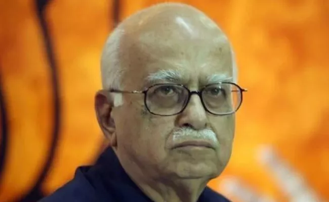 LK Advani Suffering From Viral Fever - Sakshi