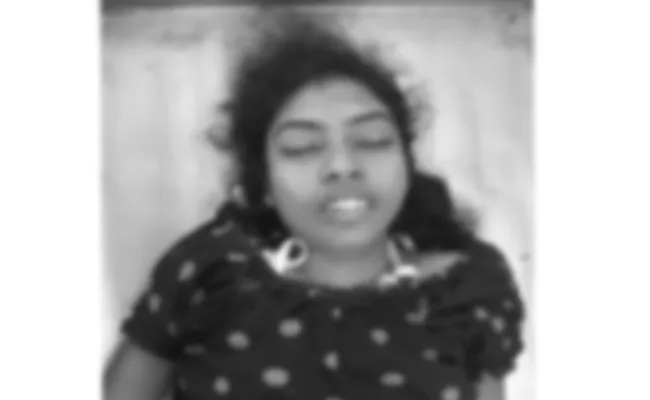 Married Woman Suspicious death in West Godavari - Sakshi