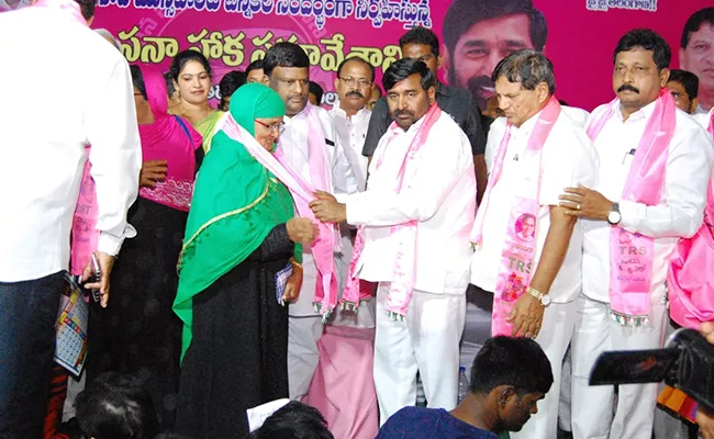 Jagadeesh Reddy Said TRS Is the Only winner Of Any Election - Sakshi