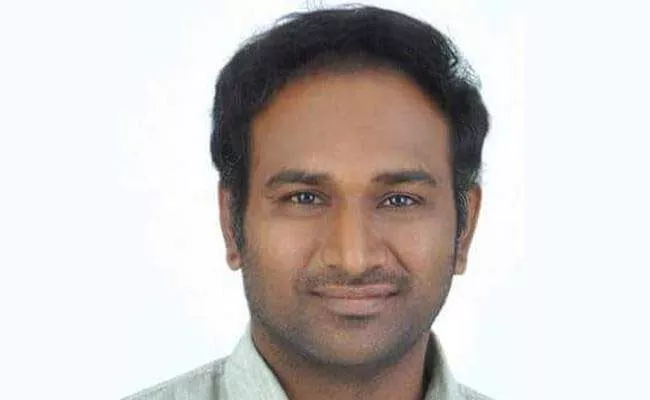Is Anand Reddy Assassinate Case Accused Pradeep Reddy Surrends To Court - Sakshi