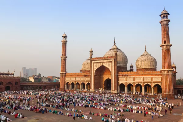 Jama Masjid To Close Again Over Rising COVID-19 Cases - Sakshi