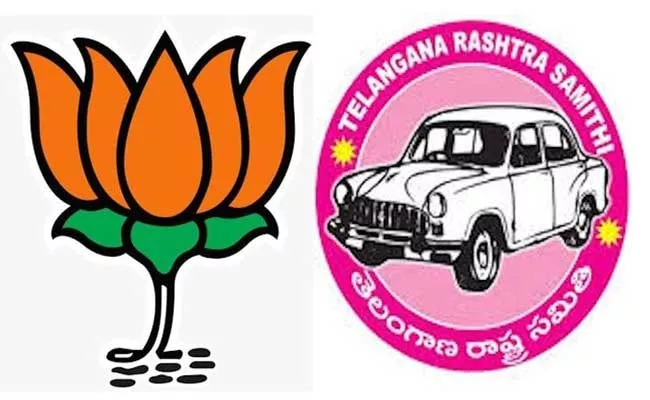 Police Arrested BJP And TRS party Leaders At Hanamkonda District - Sakshi