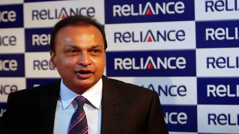 Yes Bank issued notices to Reliance infrastructure - Sakshi