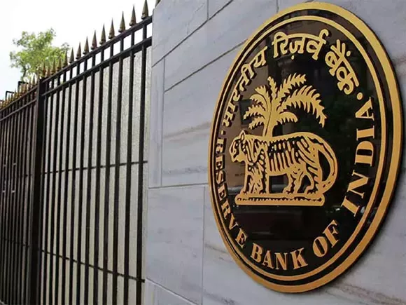 RBI Says Economy Will Take Longer To Recover - Sakshi