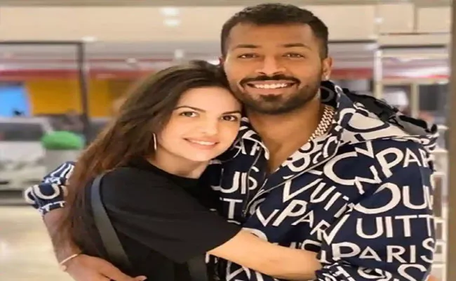 IPL 2020: Hardik Pandya Shares Adorable Photo - Sakshi