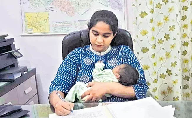 IAS Officer Saumya Pandey Returned To Duty 14 Days After Giving Birth - Sakshi