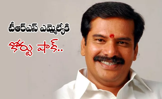 Non Bailable Warrant Has Been Issued To TRS MLA Vinay Bhaskar - Sakshi