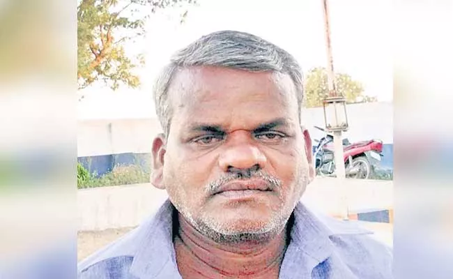 Farmer Life Assassinated After Tests Corona Virus Positive In Vikarabad - Sakshi