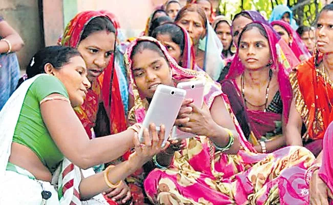 Bandaru Dattatreya Article On Womens Day - Sakshi