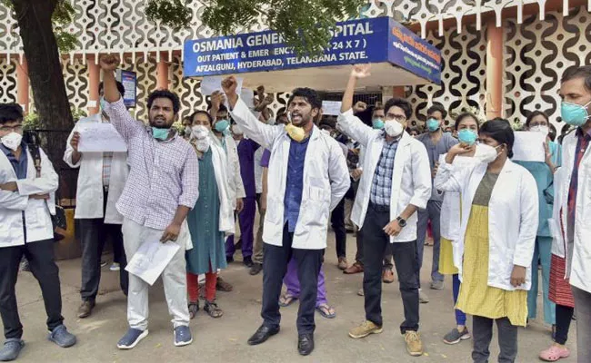 Junior Doctors Says Our Strike Will Continue After Discussion With DME - Sakshi