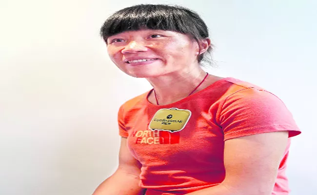 Fastest Women To Climb The Mount Everest - Sakshi