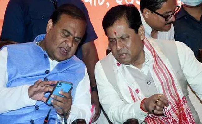 BJP Holds Meetings With Himanta Sarma, Sarbananda Sonowal In Assam Tussle - Sakshi