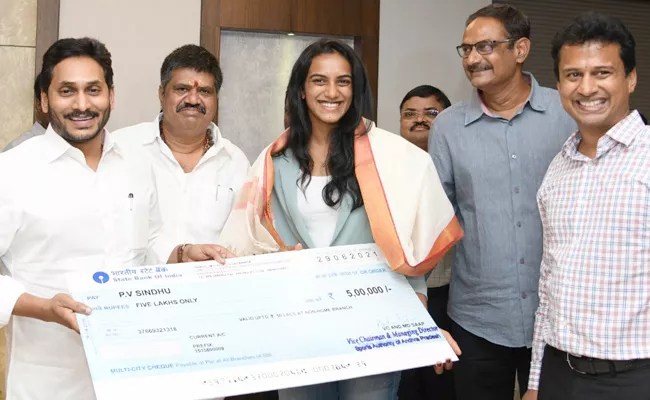 PV Sindhu Thanks CM YS Jagan Best Wishes To Players For Tokyo Olympics - Sakshi