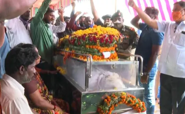 AP: Jawan Jaswant Reddy Dead Body Reached To Bapatla - Sakshi