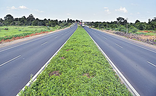 Nagpur Highway in 6 lanes - Sakshi