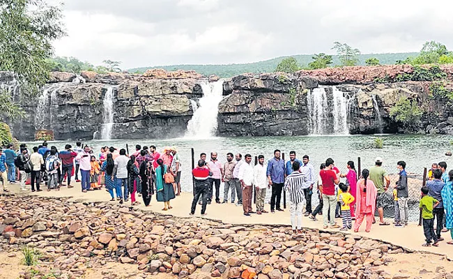 Photo Feature in Telugu: Bogatha Waterfall, Mahabub Ghat, Jurala Project - Sakshi