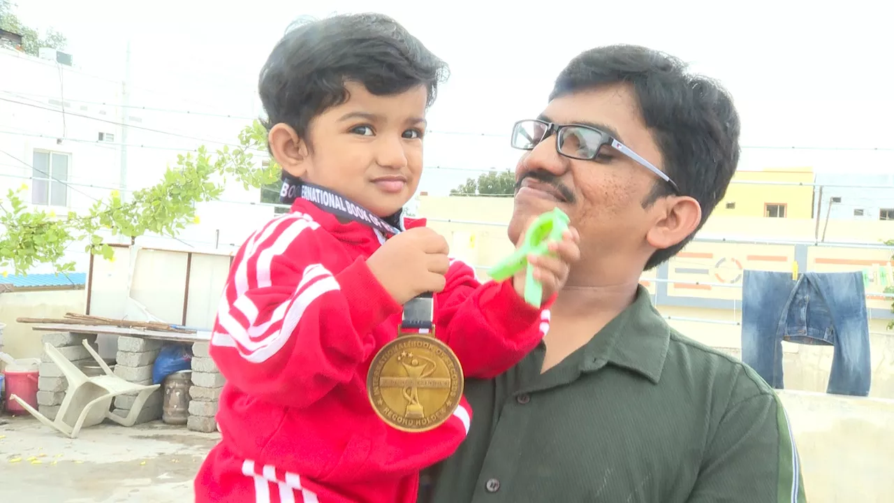 Hyderabad Child Sai Alankrita Create World Record In Weightlifting