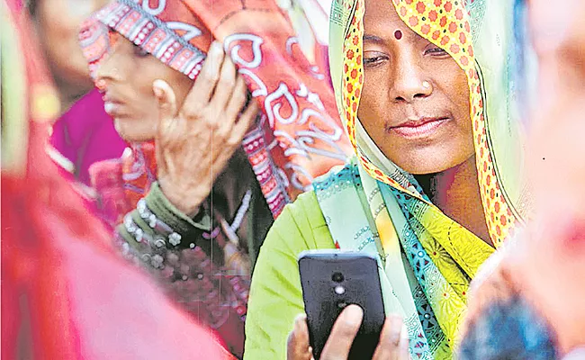 Mann Deshi Gives Smartphones To Rural Women To Prevent Digital Gender Gap - Sakshi