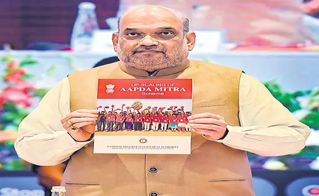 Amit Shah Hails India Handling Of Covid Pandemic - Sakshi