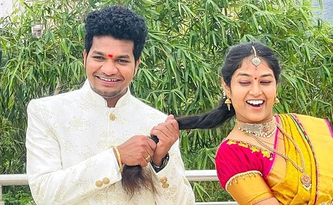 Bigg BOss Fame Avinash Shares His Engagement Video Goes Viral - Sakshi