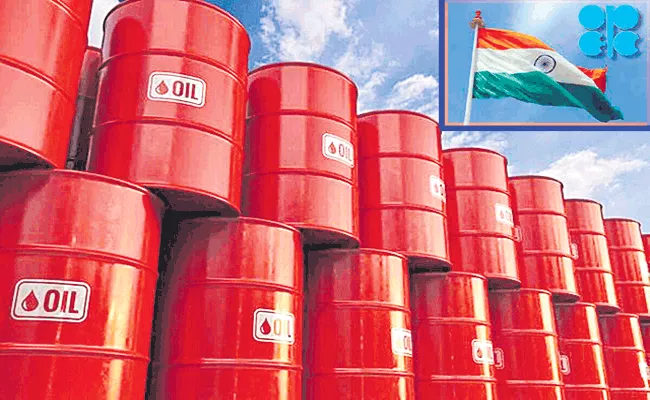 High oil prices to hurt world economic recovery - Sakshi