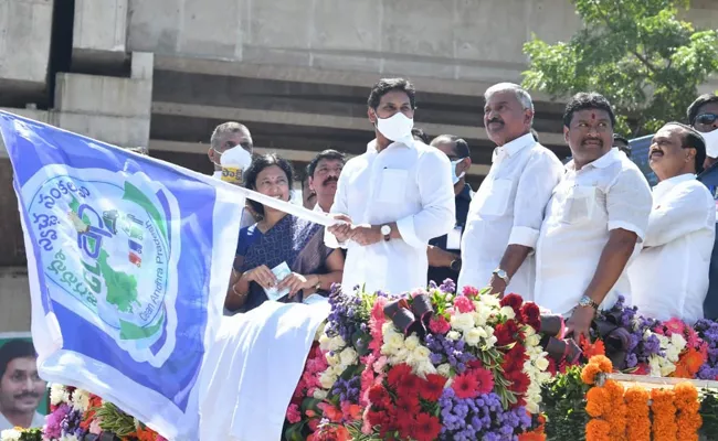 CM YS Jagan Launches Clean Andhra Pradesh Program Vijayawada - Sakshi