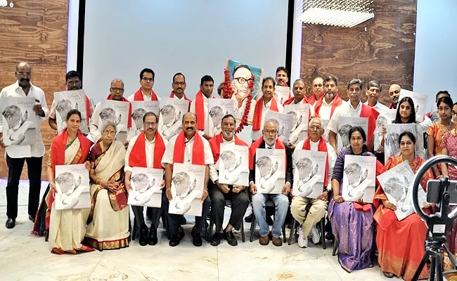 NRI Gave Tribute To Mahakavi SRI SRI In TEXAS - Sakshi