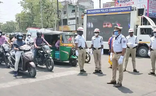 Hyderabad: With Sakshi News Affect Traffic Police Removing Wrong Challans