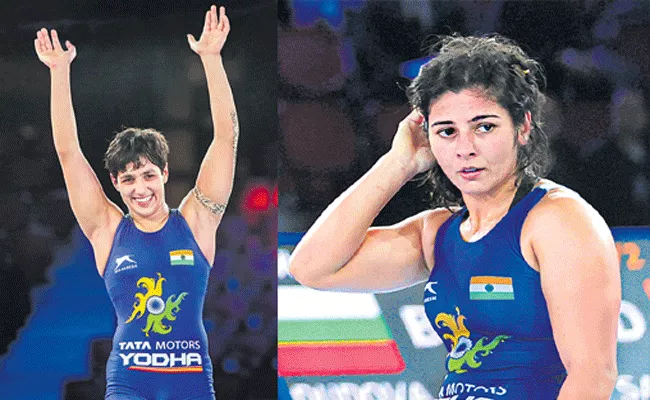 Anshu Malik becomes first Indian woman to enter World Wrestling Championships final - Sakshi