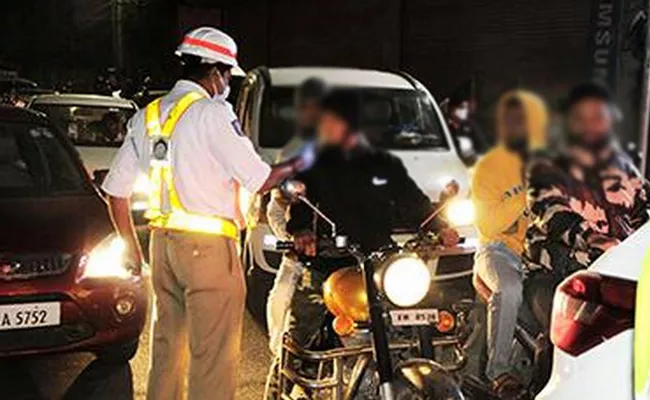 Rachakonda Traffic Police Fines Rs 1 Crore In Drunk And Drive Case - Sakshi