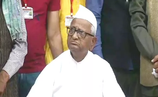 Activist Anna Hazare Hospitalised In Pune After Chest Pain - Sakshi