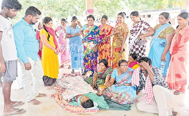 Harassment Case In Suryapeta Telangana - Sakshi