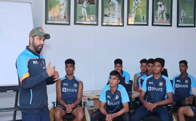 Yash Dhull To Lead India In 2022 Under 19 World Cup - Sakshi