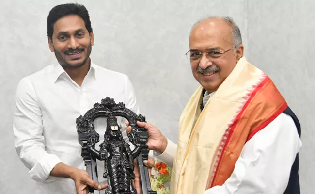 Sun Pharma MD Dilip Shanghvi Meets  AP  CM YS Jagan - Sakshi