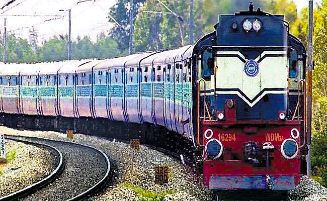 South Central Railway officials says General trains on many routes for Sankranthi - Sakshi