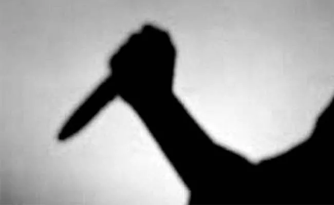 Man Attacked Brother With Knife In Pathabasthi Hyderabad - Sakshi