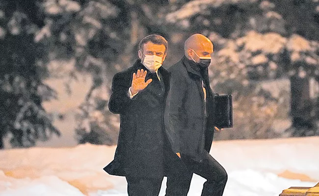 Macron hopes for historic solution to Ukraine crisis ahead of Putin meeting - Sakshi