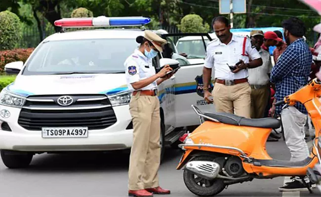 Telangana:132 Crores Collected From Traffic Challan In Lok Adalat - Sakshi