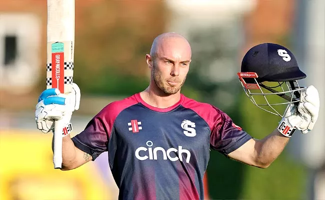 Chris Lynn Smash Century In T20 Blast Tournament Was 3rd T20 Century - Sakshi