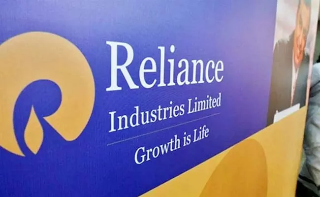 Windfall tax effect 12 dollar margin hit for Reliance Industries - Sakshi