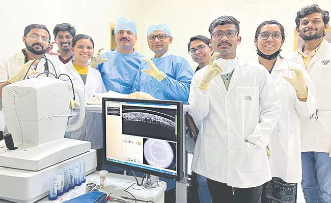Hyderabad Scientists Develop Indias First 3D Printed Cornea - Sakshi
