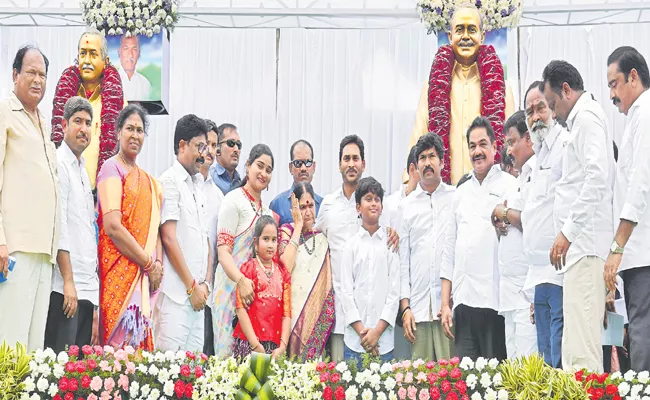 CM YS Jaganmohan Reddy Comments On Veligonda Project - Sakshi