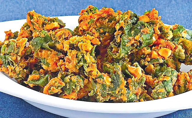 Recipes In Telugu: How To Prepare Corn Palak Pakoda - Sakshi