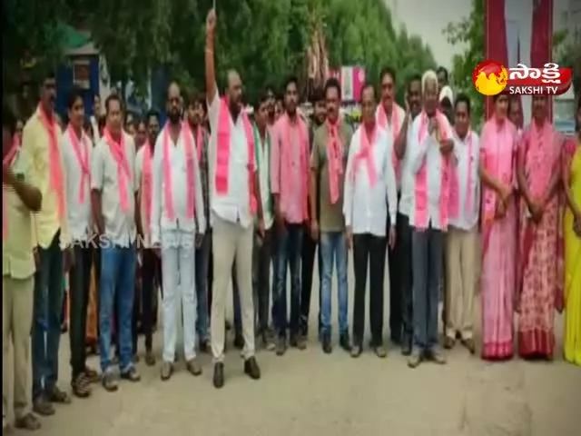 TRS Leaders Fire On Union Minister Kishan Reddy 